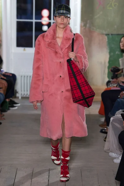 Look 61